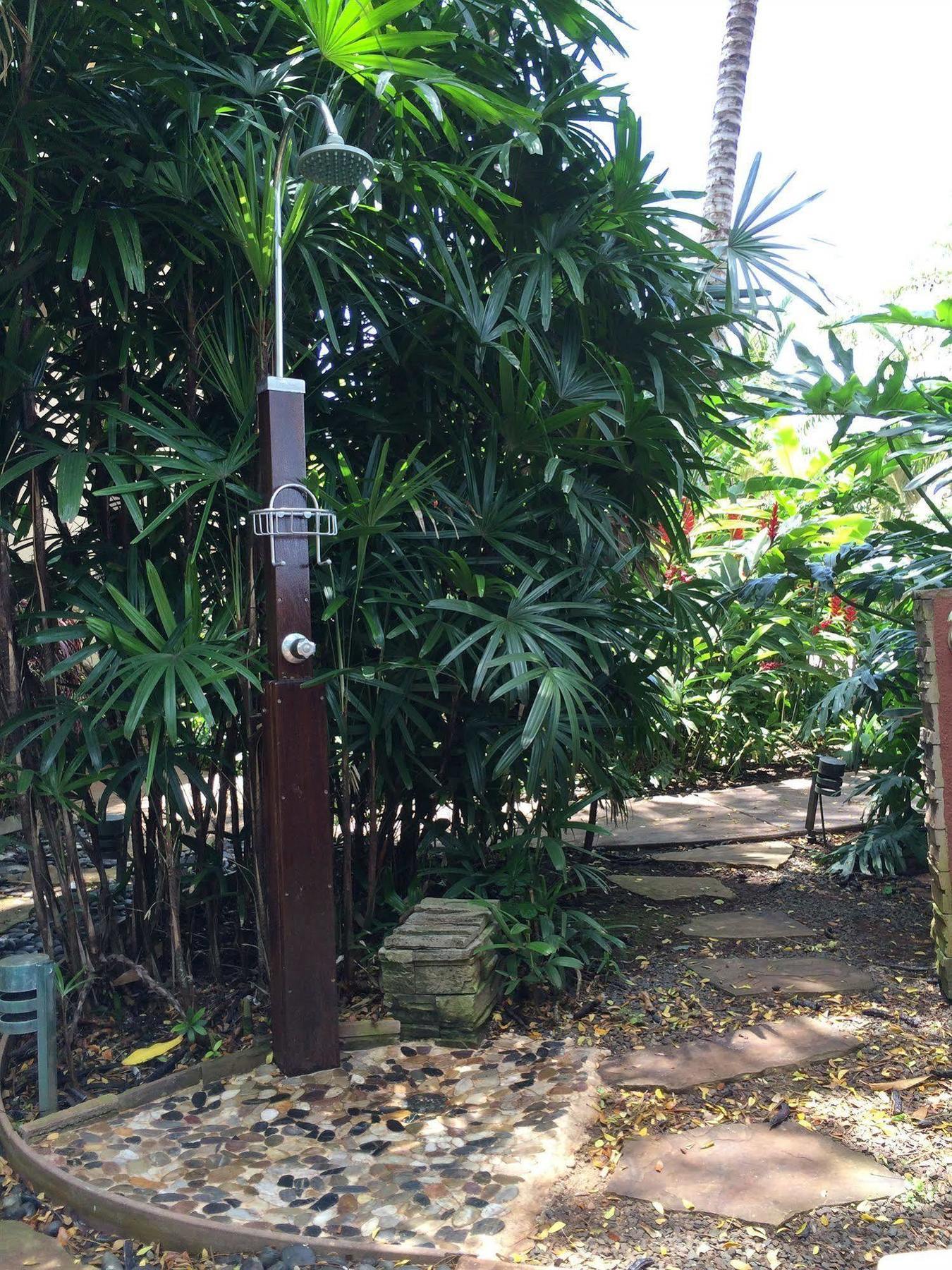 Maui Beach House B & B Kahana Exteriör bild